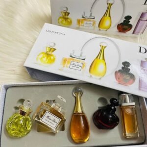 Miniature set box